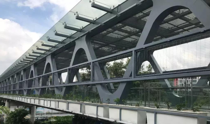 万宁论管桁架结构工程弯管加工防锈处理的方法