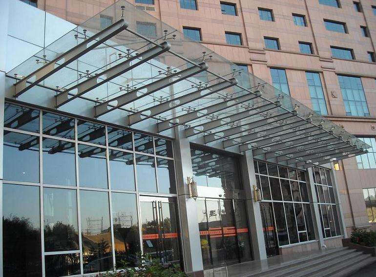 万宁单层工业厂房钢结构安装工艺流程图
